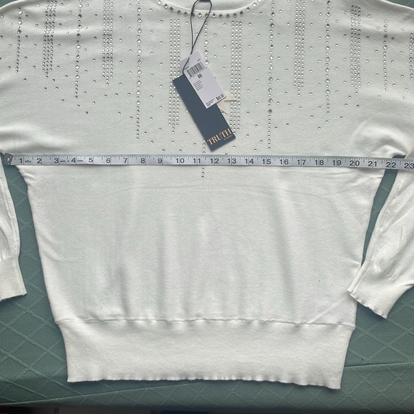 NWT TRUTH by Republic white sweater - Picture 3 of 6